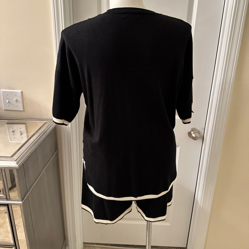 Ekouaer Lounge set. Women’s two piece set. Size XL. Black and white. Lounge set. - Picture 4 of 10